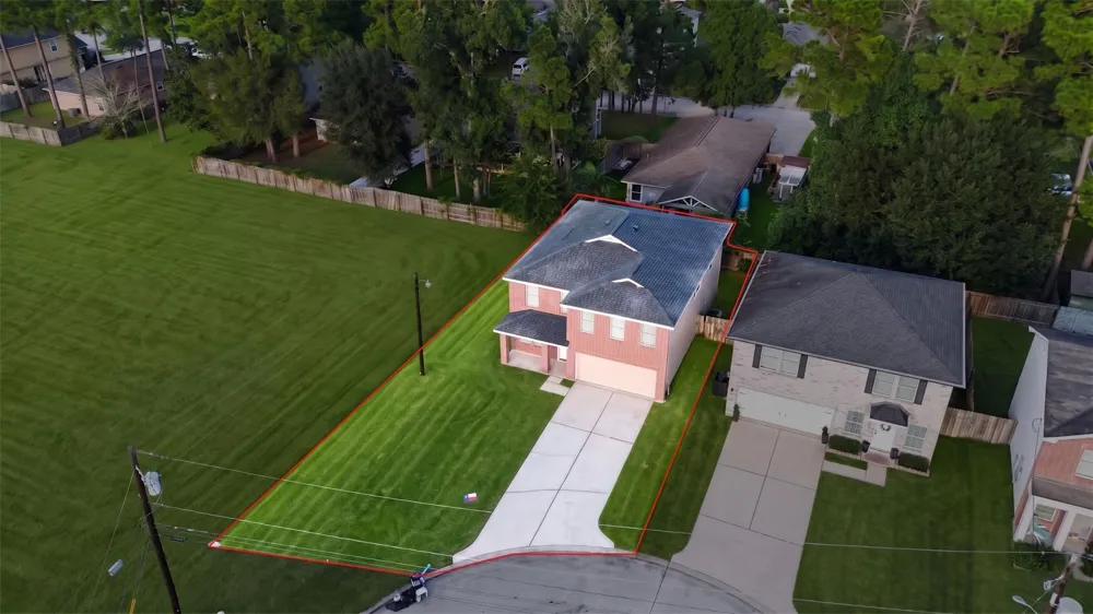 16755 Thrasher Drive Conroe, TX 77385