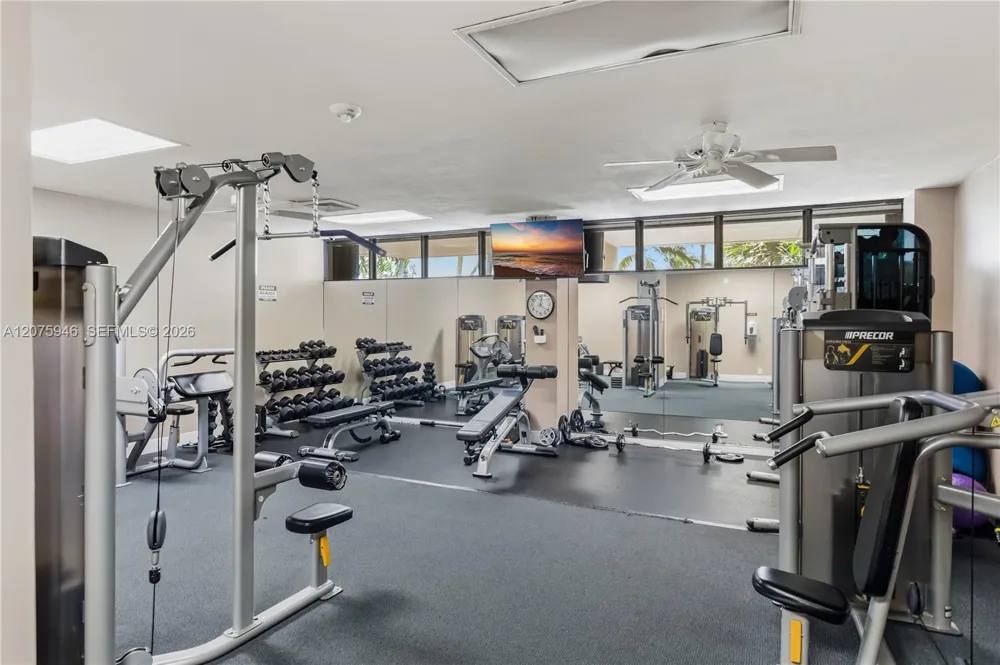 520 Brickell Key Dr #A1902 Miami, FL 33131