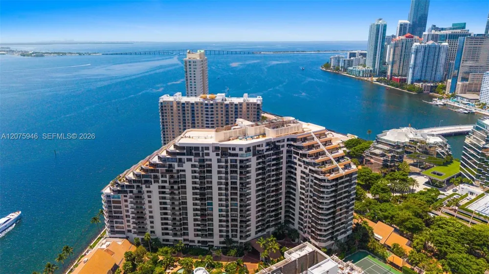 520 Brickell Key Dr #A1902 Miami, FL 33131