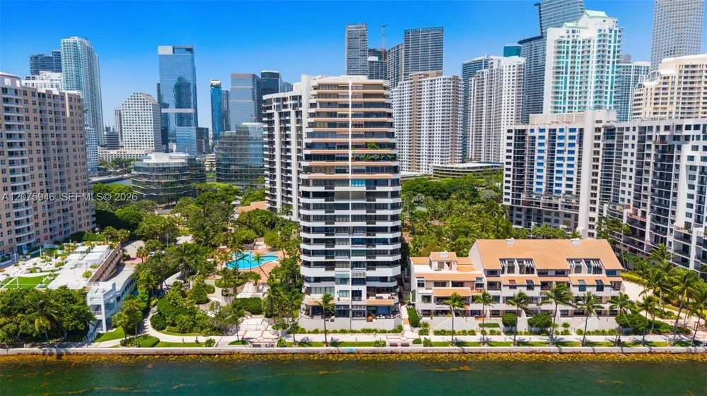 520 Brickell Key Dr #A1902 Miami, FL 33131