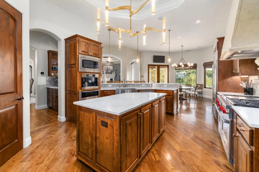 16005 Chateau Avenue Austin, TX 78734