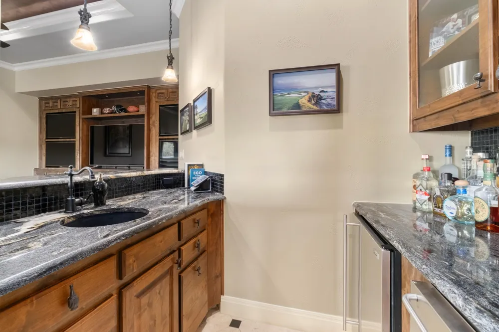 16005 Chateau Avenue Austin, TX 78734