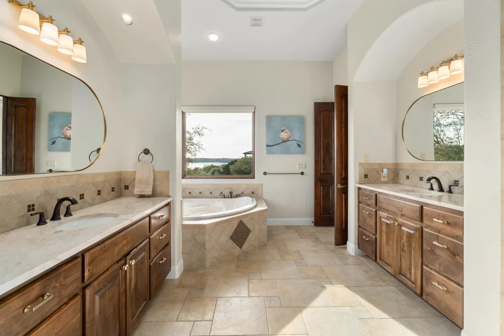 16005 Chateau Avenue Austin, TX 78734