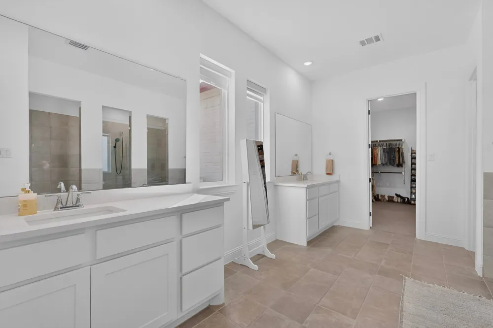 1212 Olive Drive Mansfield, TX 76063
