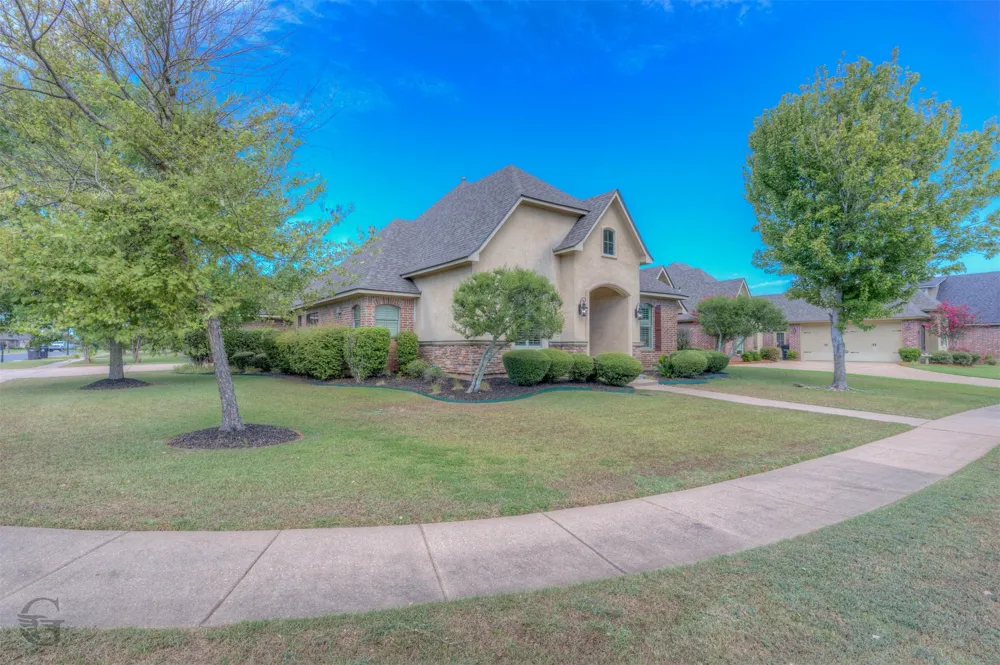 517 Tupelo Drive Bossier City, LA 71111