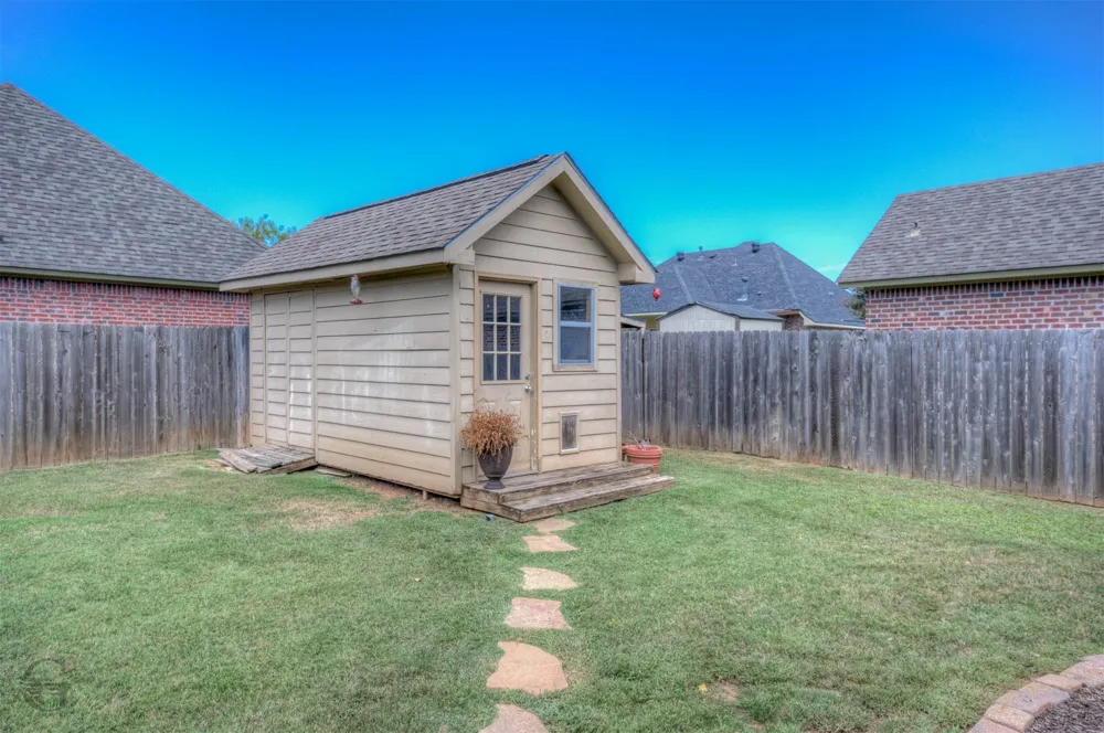 517 Tupelo Drive Bossier City, LA 71111