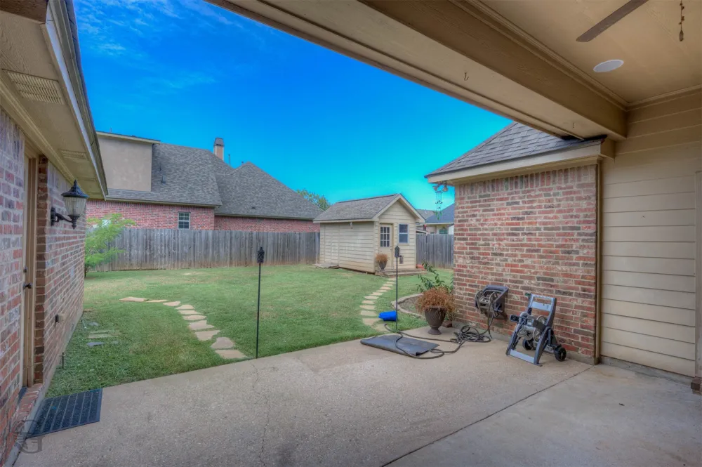 517 Tupelo Drive Bossier City, LA 71111