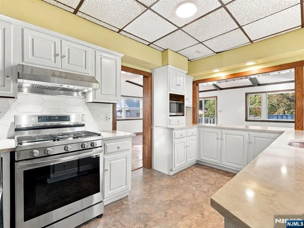 63 Washington Avenue Maywood, NJ 07607