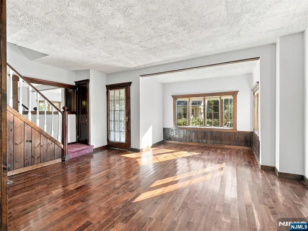 63 Washington Avenue Maywood, NJ 07607