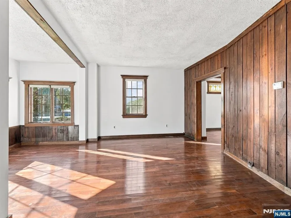63 Washington Avenue Maywood, NJ 07607