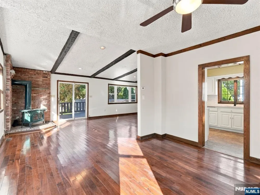 63 Washington Avenue Maywood, NJ 07607