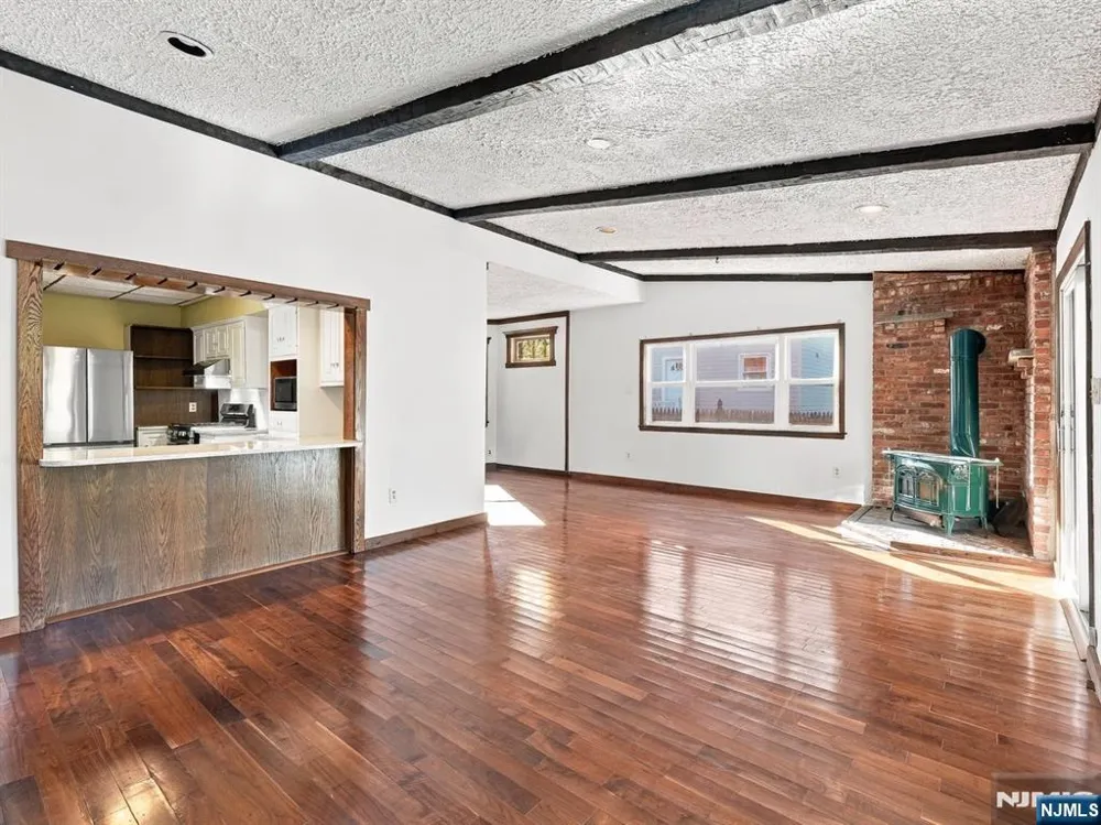 63 Washington Avenue Maywood, NJ 07607