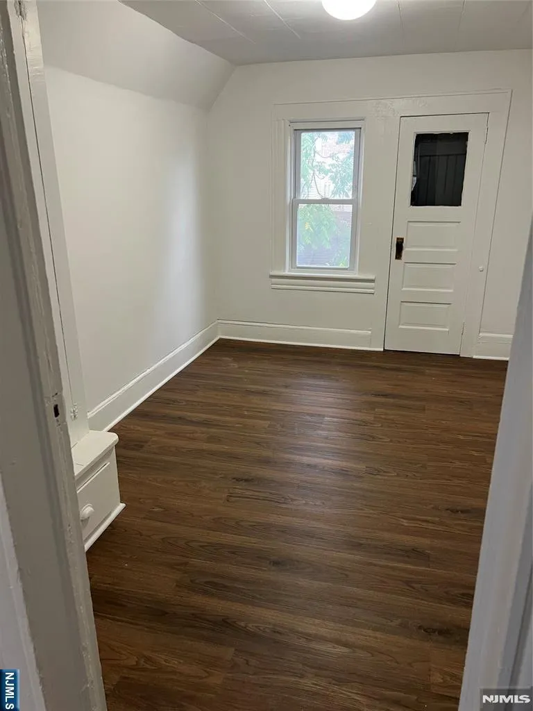 12 Quincy Street 4 Passaic, NJ 07055