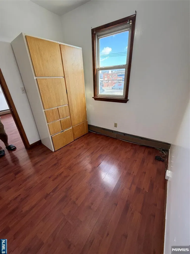 207 Manor Avenue 2 Harrison, NJ 07029