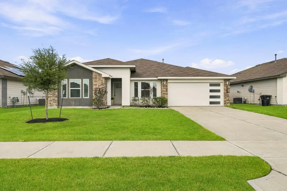6827 Dell Vista Drive Rosenberg, TX 77469