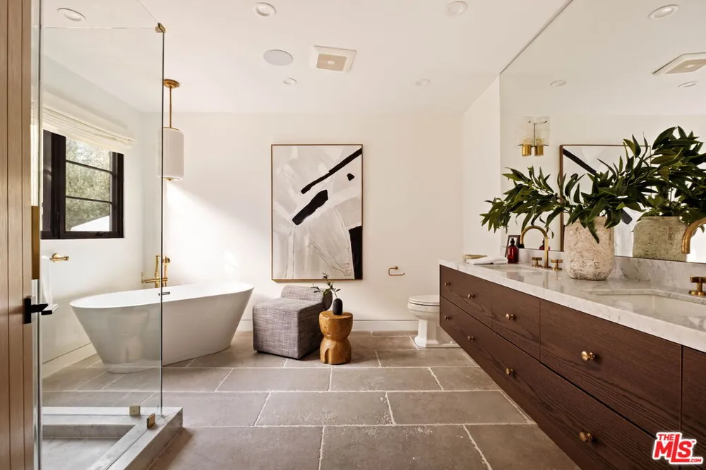 735 Orlando Avenue Los Angeles, CA 90069