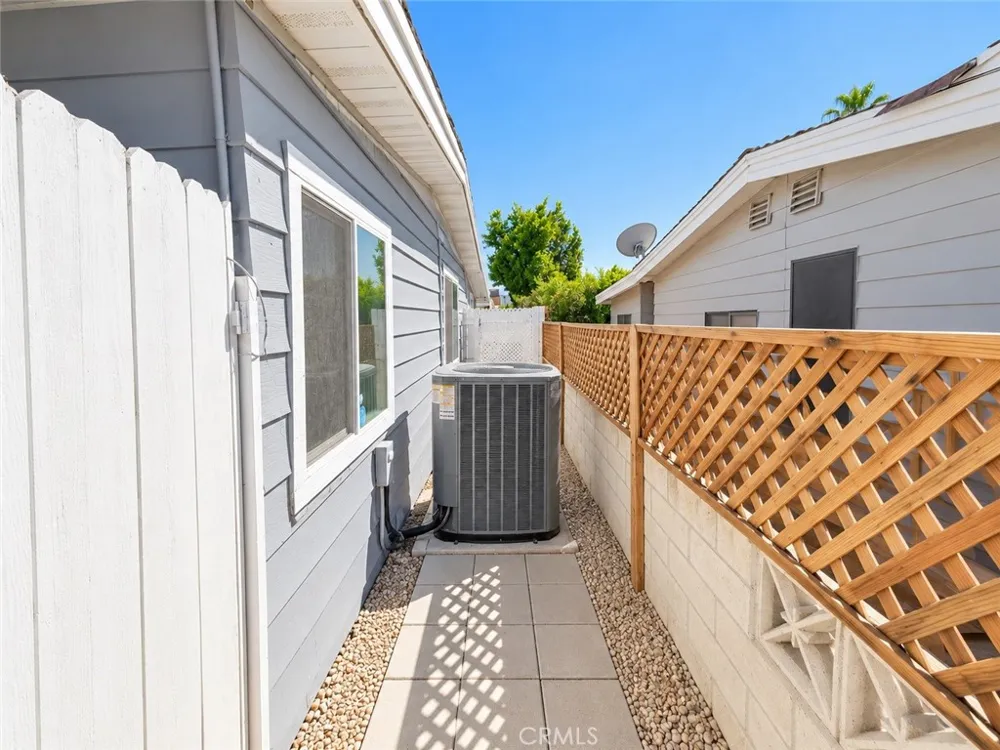 39405 Moronga Canyon Palm Desert, CA 92260