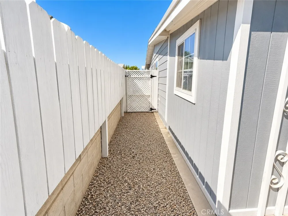 39405 Moronga Canyon Palm Desert, CA 92260