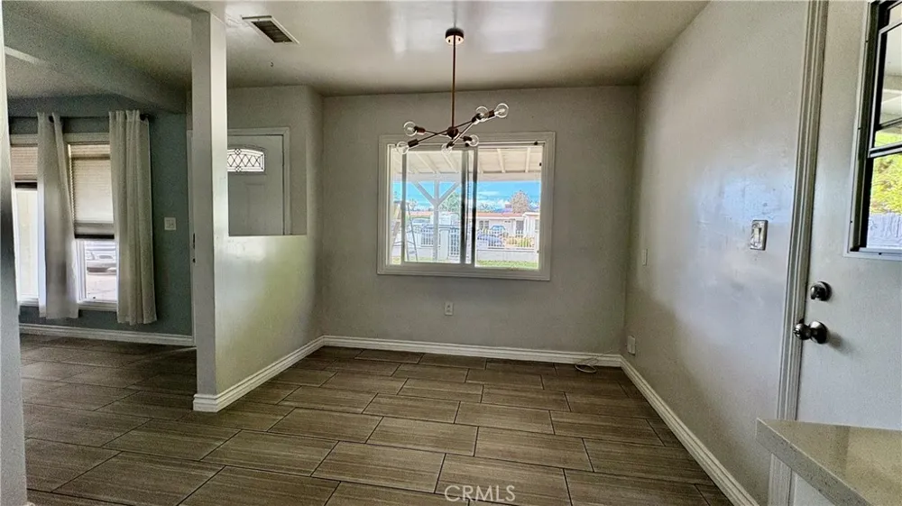 728 Herberts Colton, CA 92324