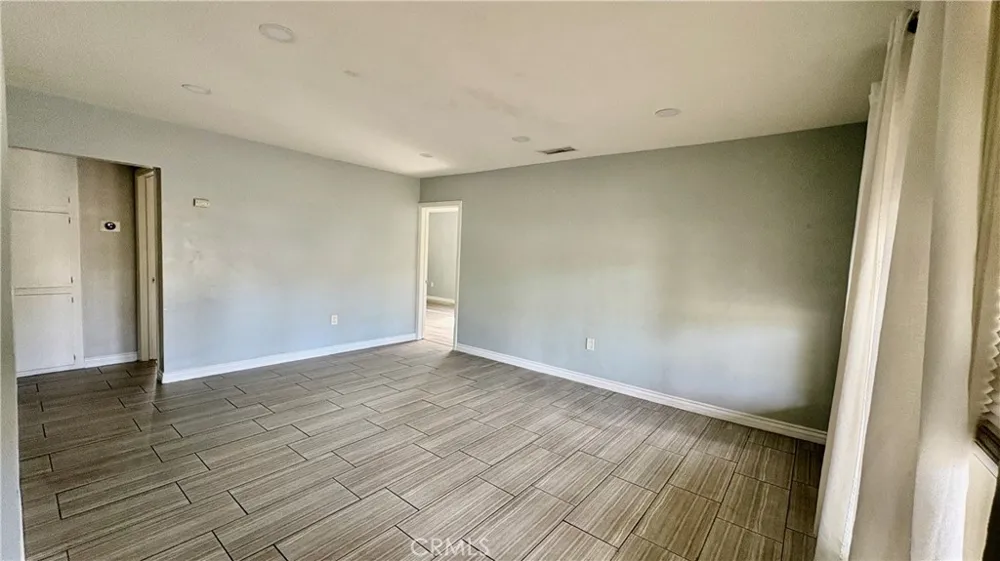 728 Herberts Colton, CA 92324