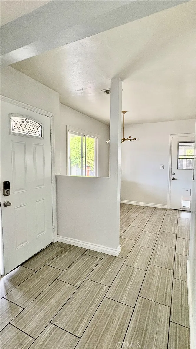 728 Herberts Colton, CA 92324