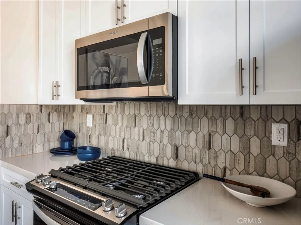 40467 Birchfield Temecula, CA 92591