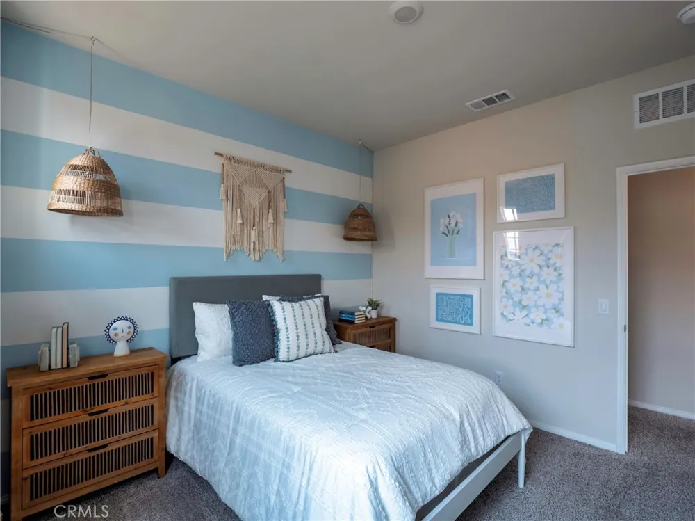 40467 Birchfield Temecula, CA 92591