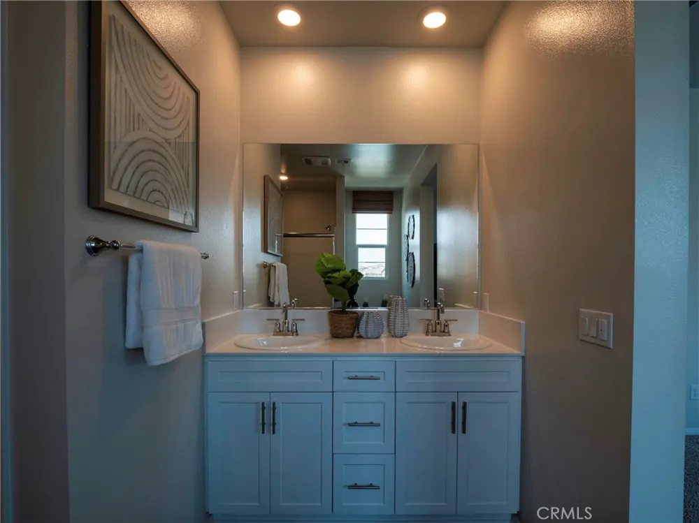 40467 Birchfield Temecula, CA 92591