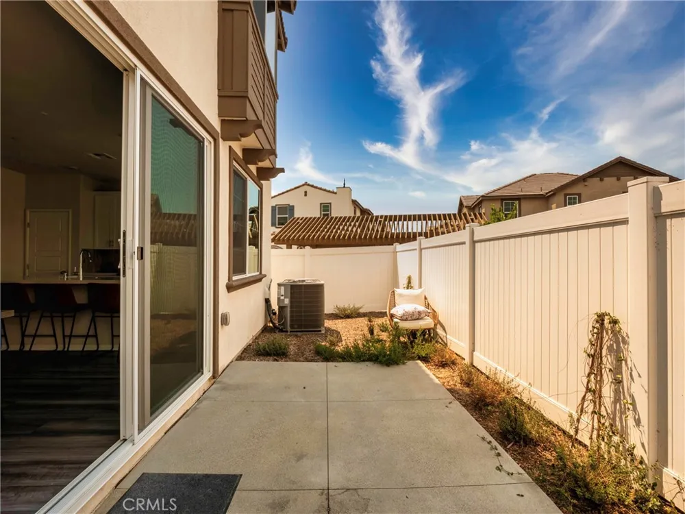 40467 Birchfield Temecula, CA 92591