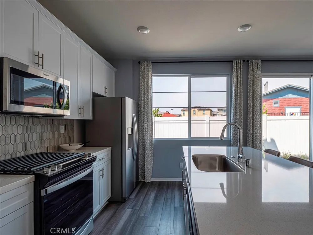 40467 Birchfield Temecula, CA 92591