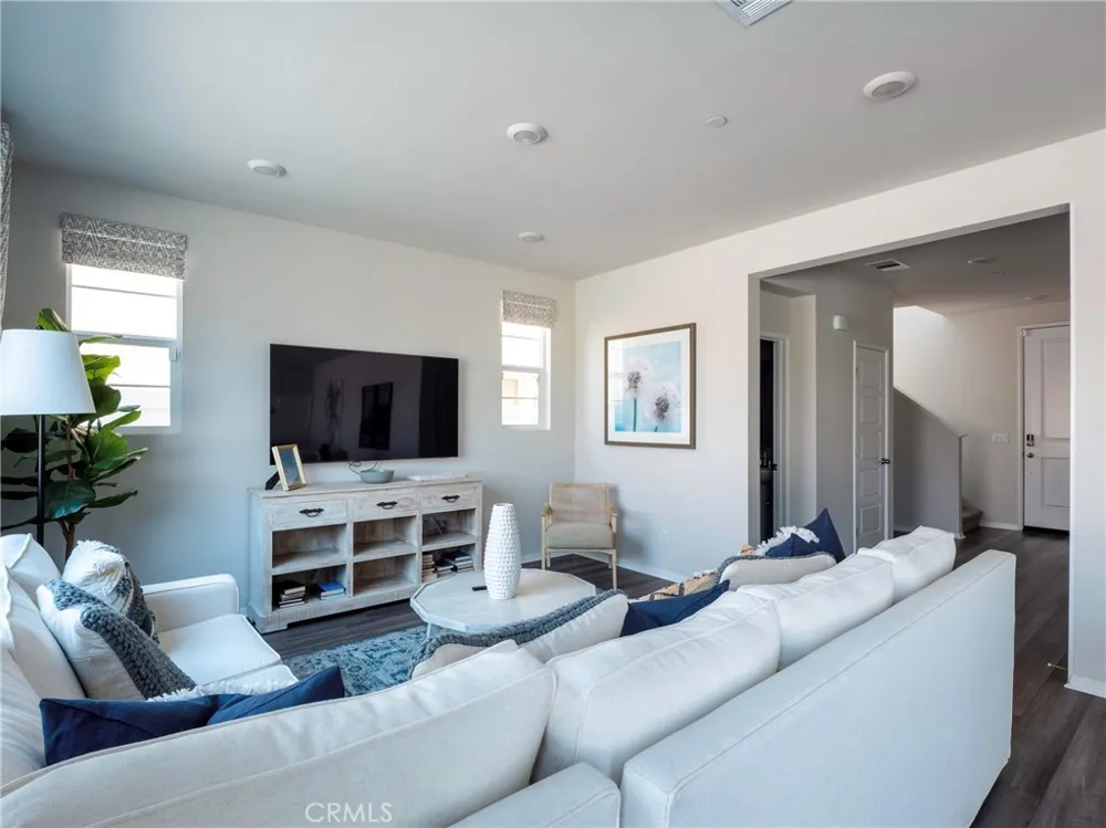 40467 Birchfield Temecula, CA 92591