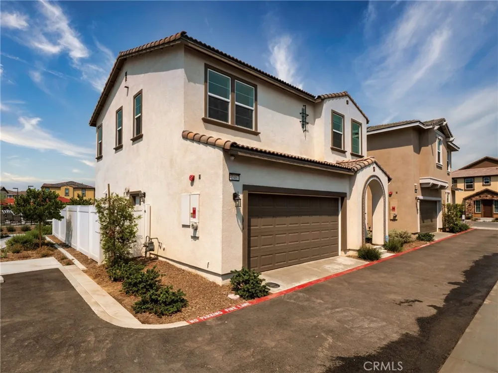 40467 Birchfield Temecula, CA 92591