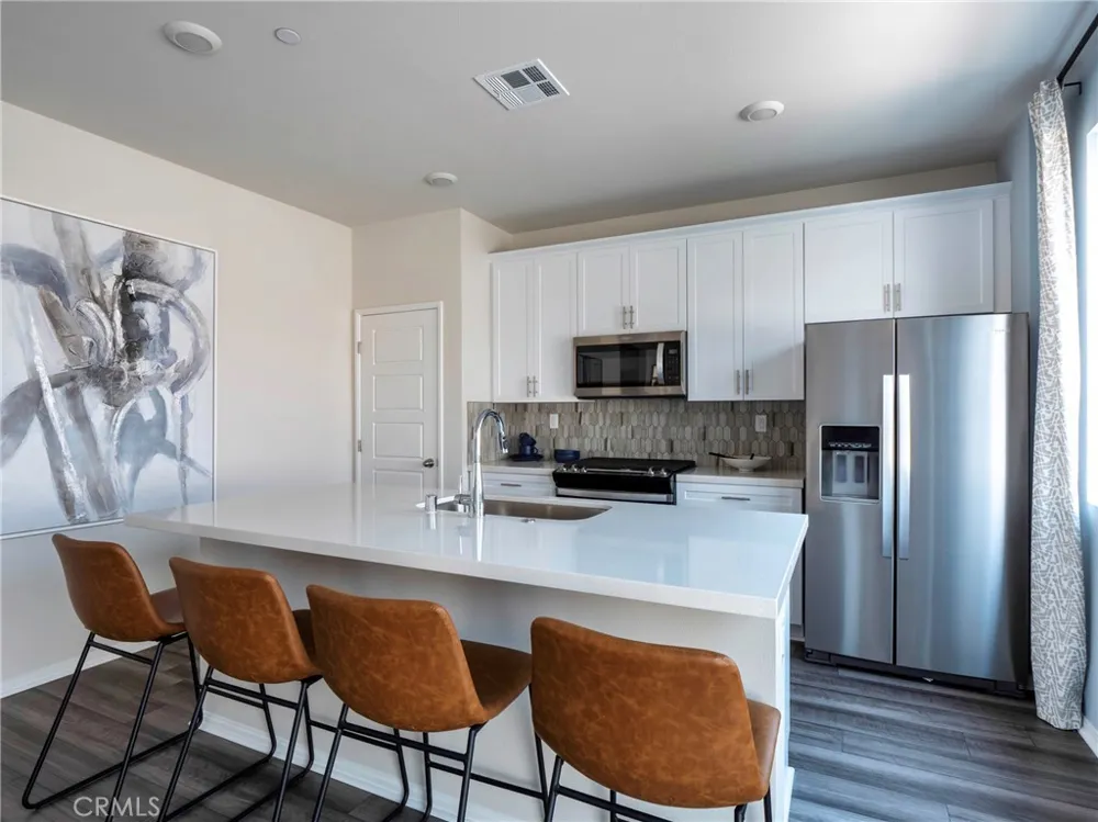 40467 Birchfield Temecula, CA 92591