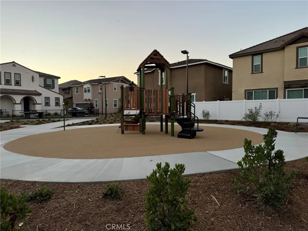 40467 Birchfield Temecula, CA 92591