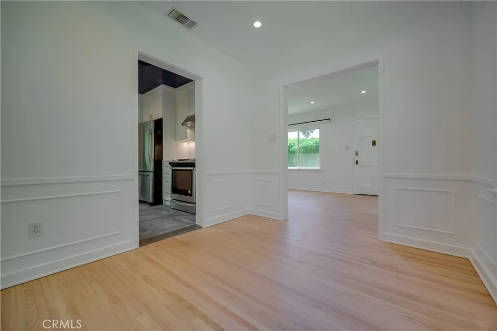 1040 Havenhurst Drive #B Los Angeles, CA 90046