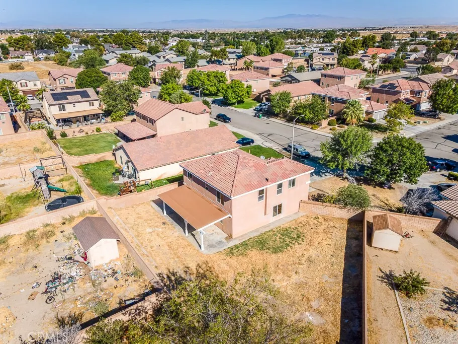 1818 Linda Vista Avenue Lancaster, CA 93535