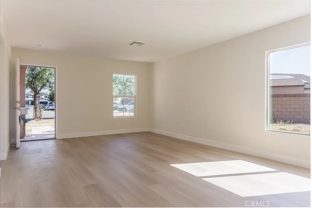 1818 Linda Vista Avenue Lancaster, CA 93535