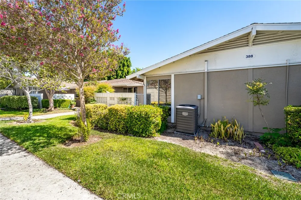 388 Avenida Castilla #B Laguna Woods, CA 92637