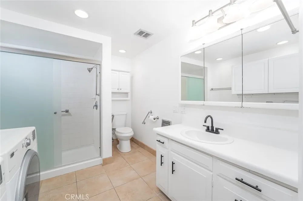 388 Avenida Castilla #B Laguna Woods, CA 92637