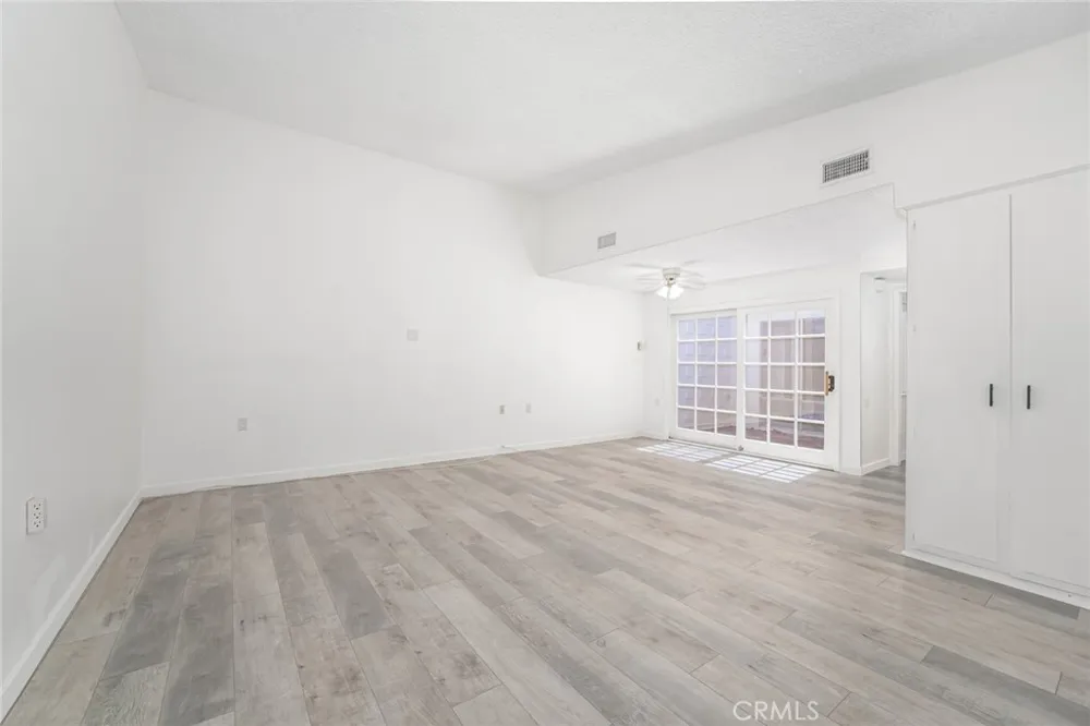388 Avenida Castilla #B Laguna Woods, CA 92637