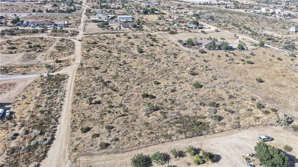 111 sundown Phelan, CA 92371