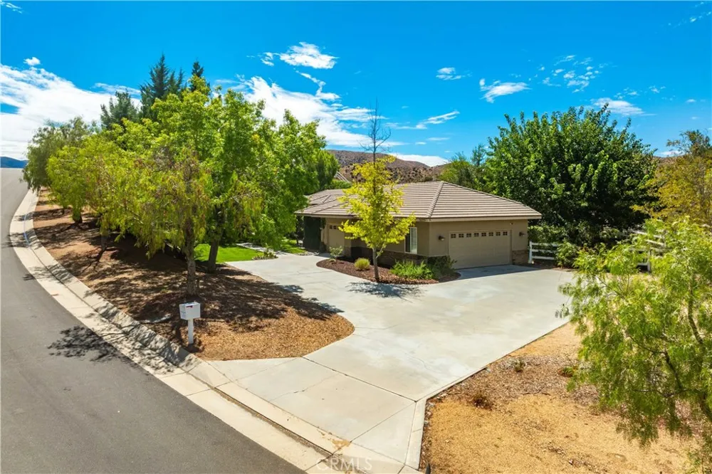 32235 Camino Canyon Acton, CA 93510