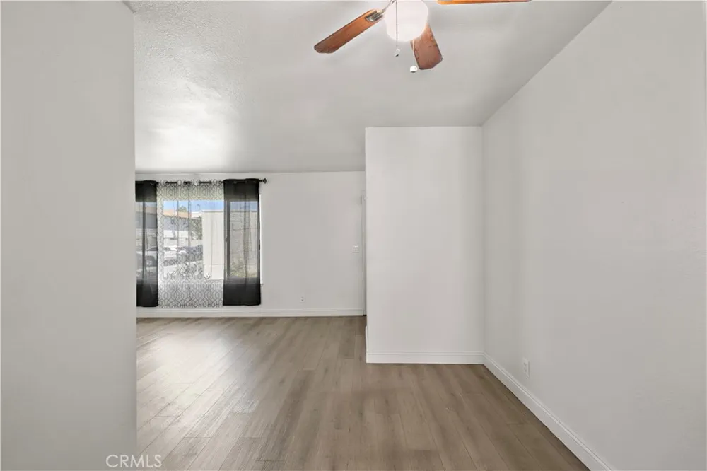 9741 Cornwall Drive Huntington Beach, CA 92646