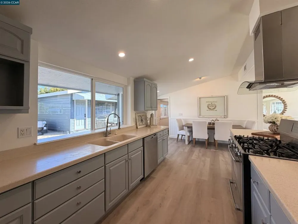3355 Bennett Way Concord, CA 94519