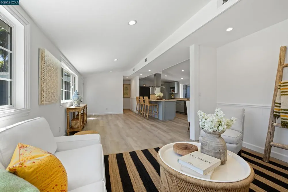 3355 Bennett Way Concord, CA 94519