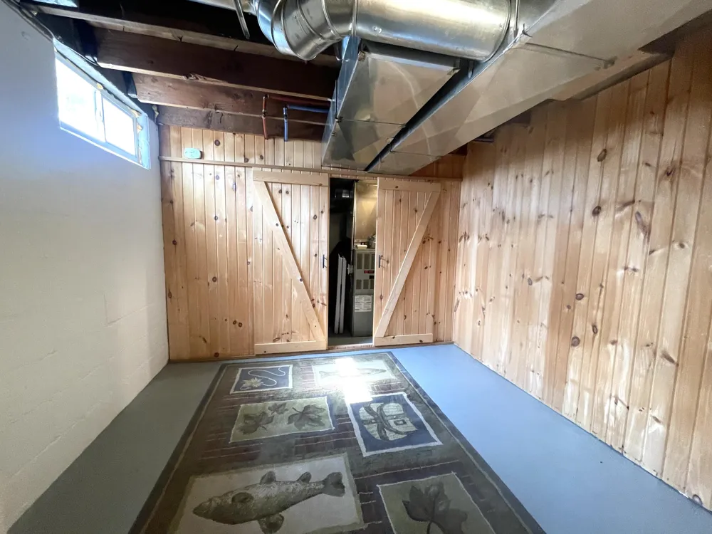 8169 W Pq Avenue Kalamazoo, MI 49009