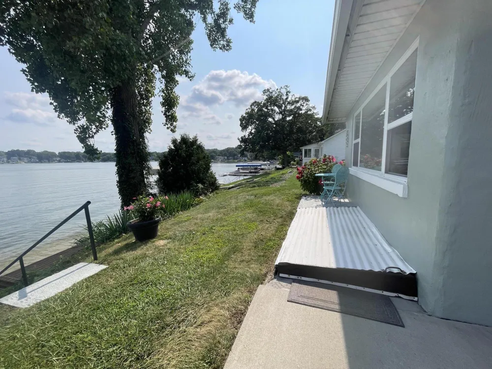 8169 W Pq Avenue Kalamazoo, MI 49009