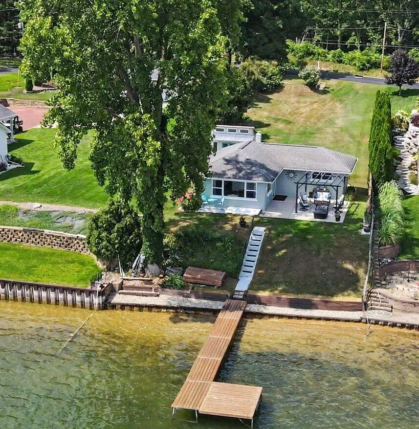 8169 W Pq Avenue Kalamazoo, MI 49009