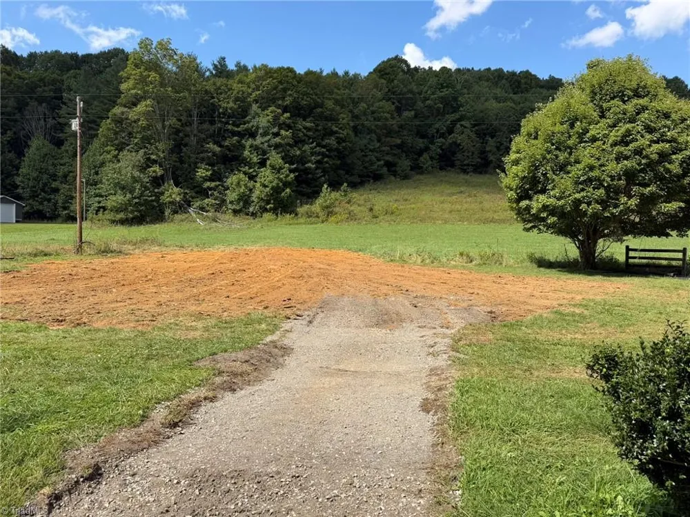 108-A E Mill Creek Fleetwood, NC 28684