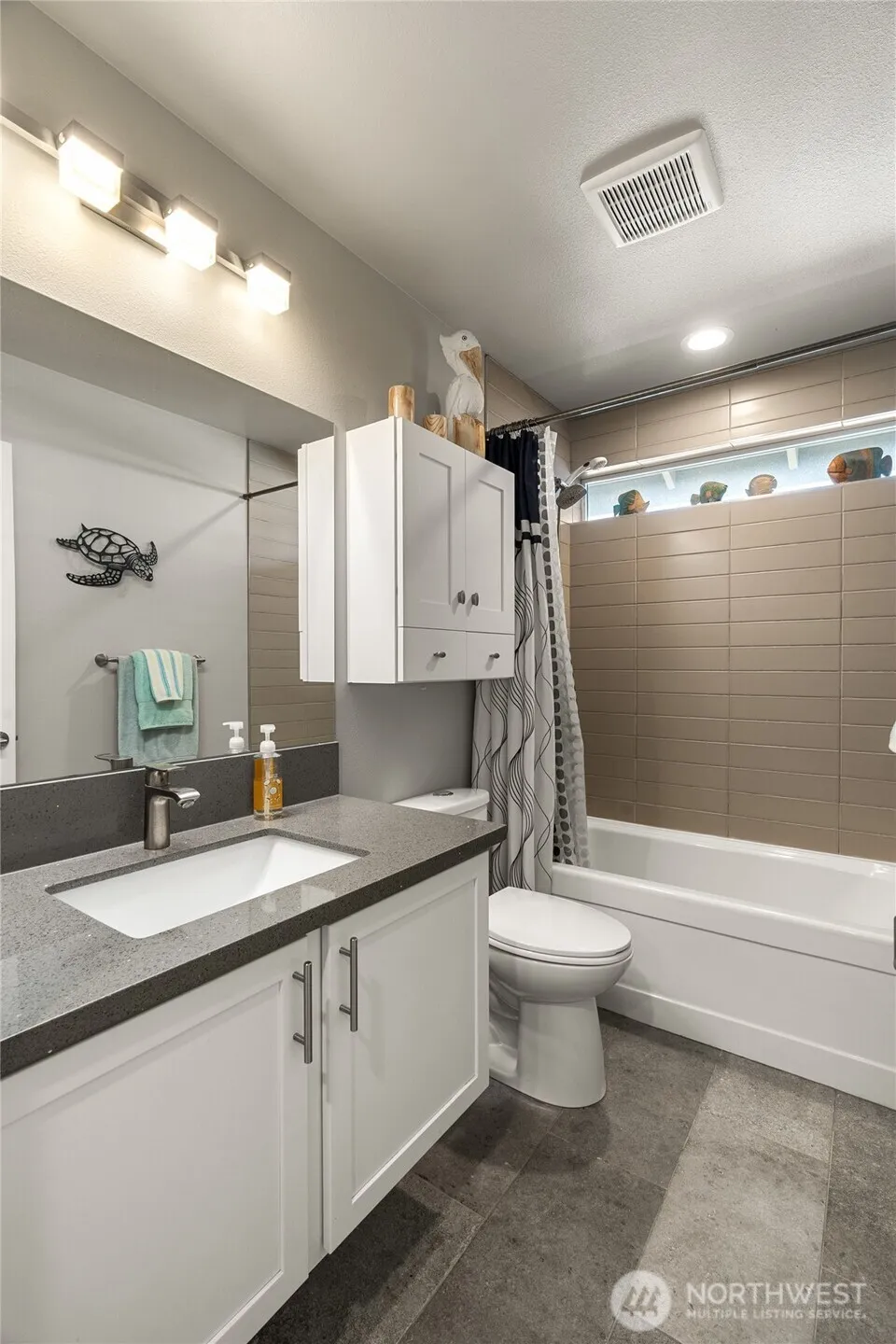 1252 Storm King Avenue SW Ocean Shores, WA 98569